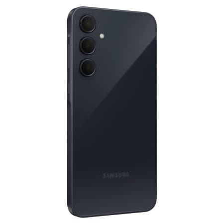 Samsung Galaxy A35 5G prikaz iz ugla