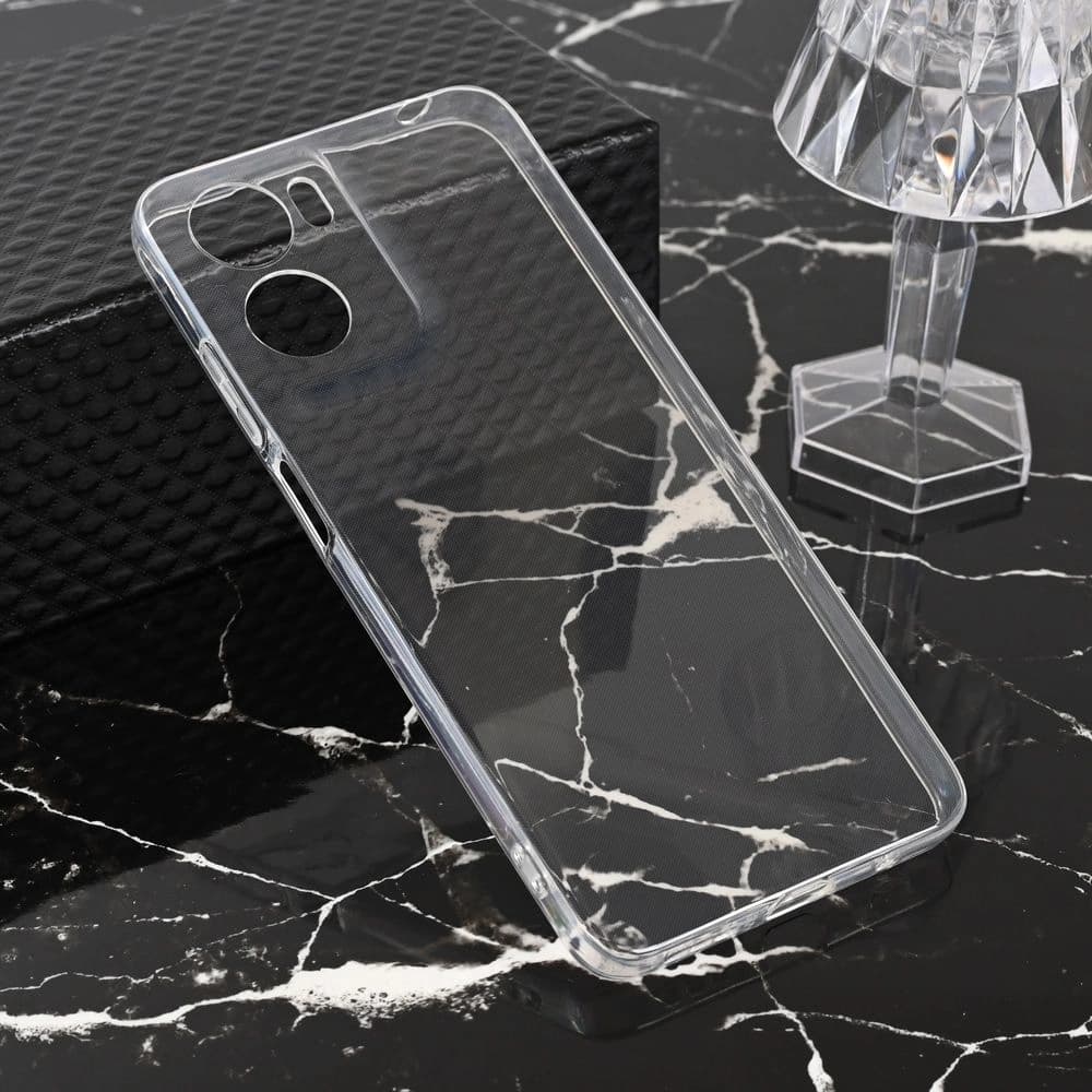 Torbica Moto G05 Transparent Silikonska Ultra Thin 221173 - naslovna