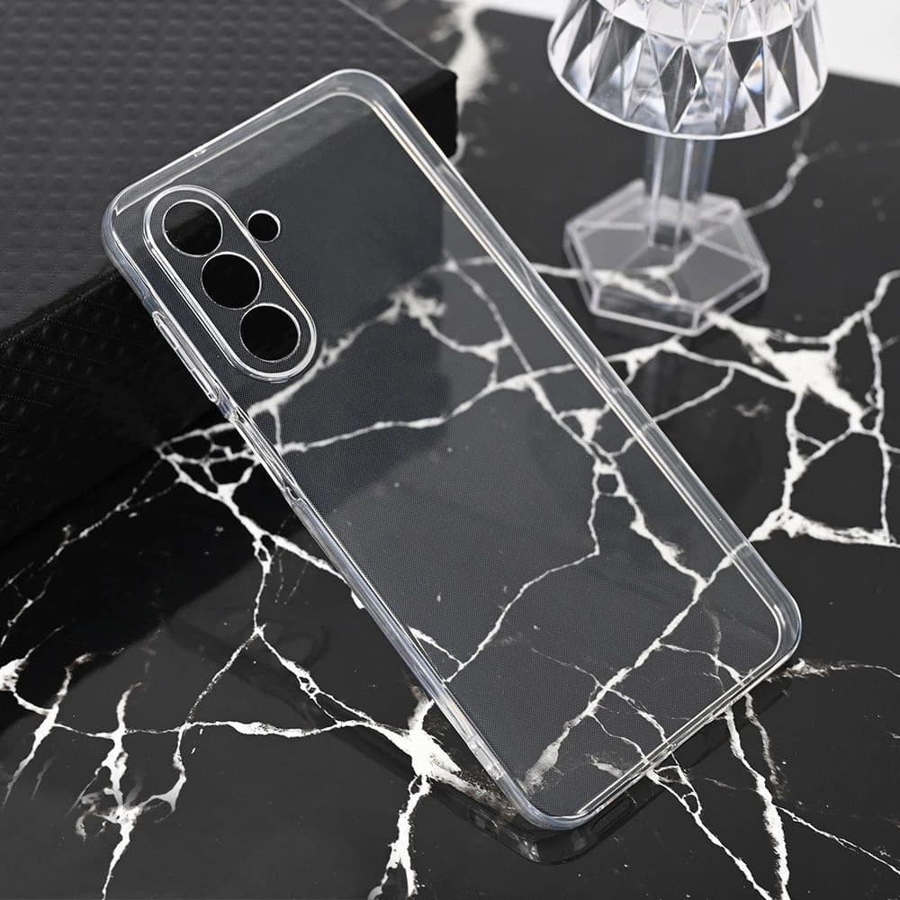 Torbica Samsung A17 Silikonska Ultra Thin Transparent - naslovna